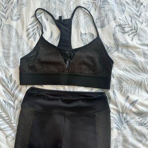 KORAL bundle leggings M and TOP L size black and gold like new